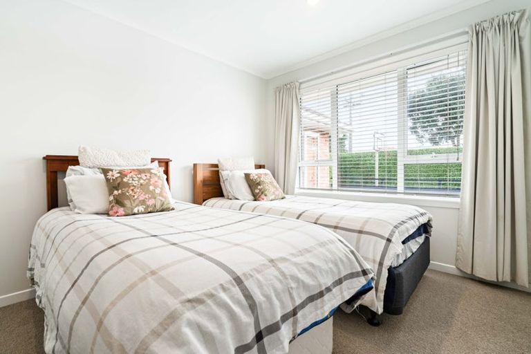 Photo of property in 71 Wallace Road, Mangere Bridge, Auckland, 2022
