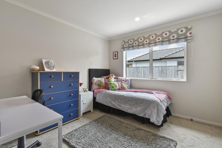 Photo of property in 61 Turnberry Drive, Wattle Downs, Auckland, 2103