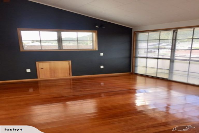 Photo of property in 2/2 Wolfe Street, Regent, Whangarei, 0112