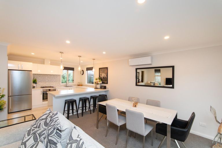 Photo of property in 402a Featherston Street, Palmerston North, 4414