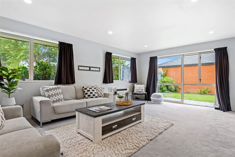 Photo of property in 4 Forgan Lane, Halswell, Christchurch, 8025