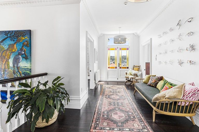 Photo of property in 89 Brougham Street, Mount Victoria, Wellington, 6011