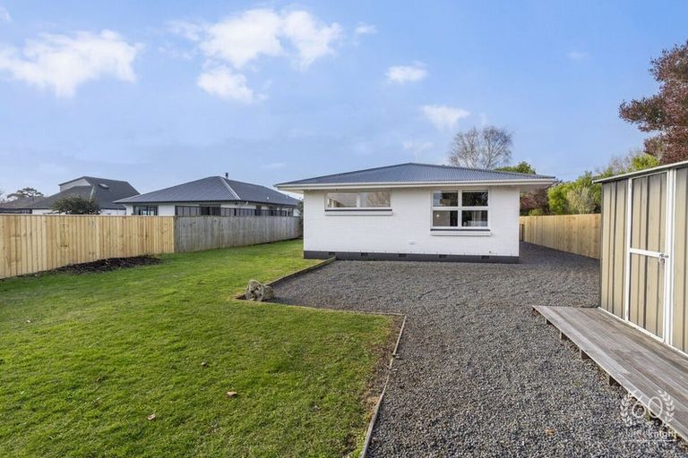 Photo of property in 14 Yeovil Place, St Albans, Christchurch, 8052