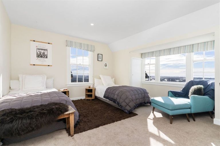 Photo of property in 40 Major Hornbrook Road, Mount Pleasant, Christchurch, 8081
