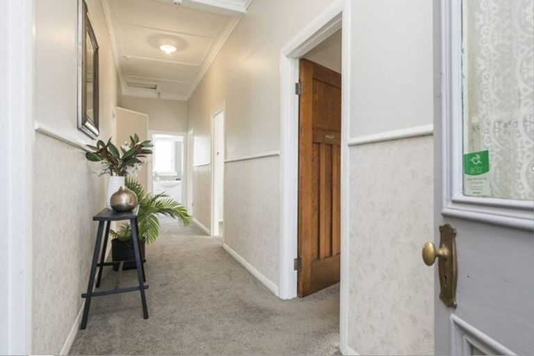 Photo of property in 849 Main Street, Roslyn, Palmerston North, 4414