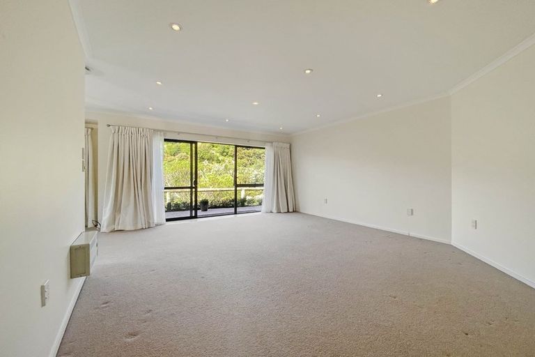 Photo of property in Redwood Village, 31/42 Main Road, Tawa, Wellington, 5028