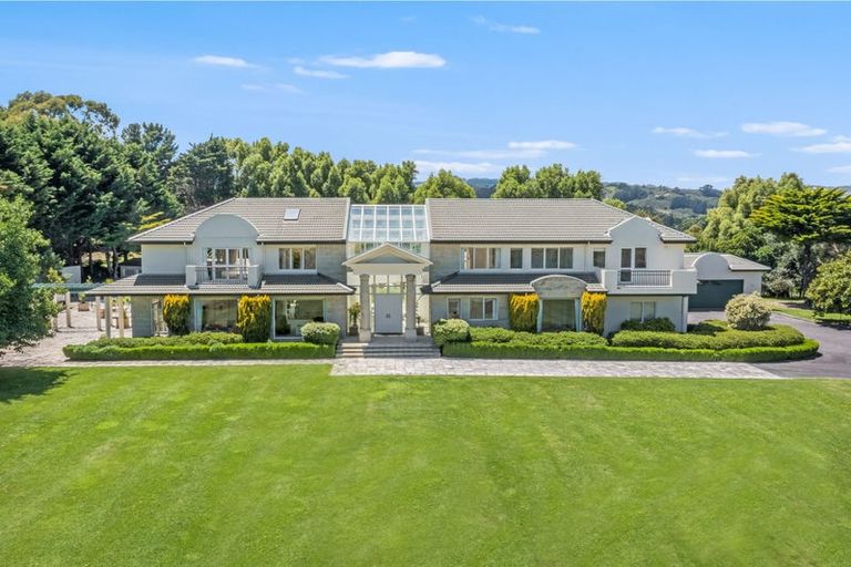 Photo of property in Lochlands, 377 Grays Road, Pauatahanui, Porirua, 5381