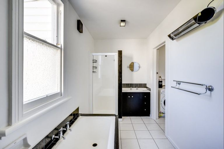 Photo of property in 14 Mcdonald Street, Napier South, Napier, 4110