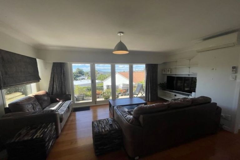 Photo of property in 24 Bevyn Street, Castor Bay, Auckland, 0620