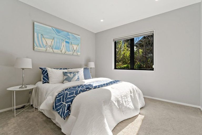 Photo of property in 12 Channing Crescent, Botany Downs, Auckland, 2010