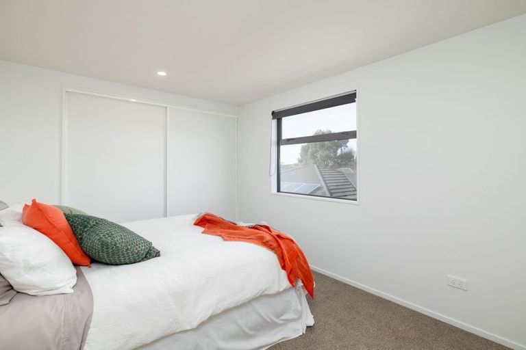 Photo of property in 2/33 Wyon Street, Linwood, Christchurch, 8062