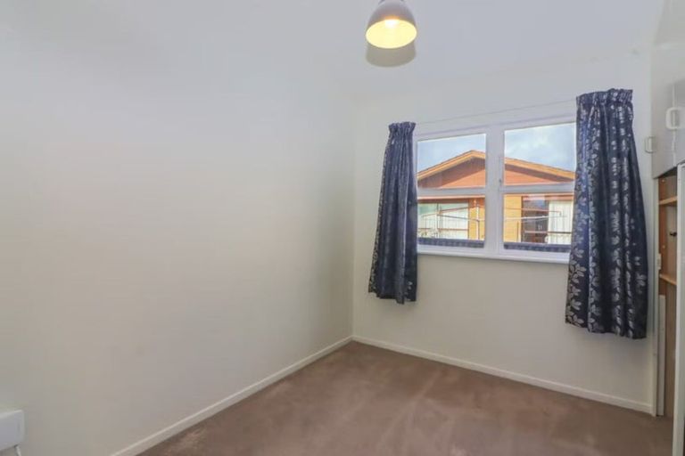 Photo of property in 3 Beechwood Avenue, Levin, 5510