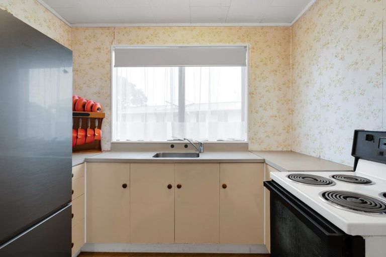 Photo of property in 6 Trimble Place, Bell Block, New Plymouth, 4312