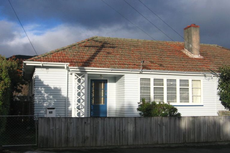 Photo of property in 47 Leighton Avenue, Waiwhetu, Lower Hutt, 5010