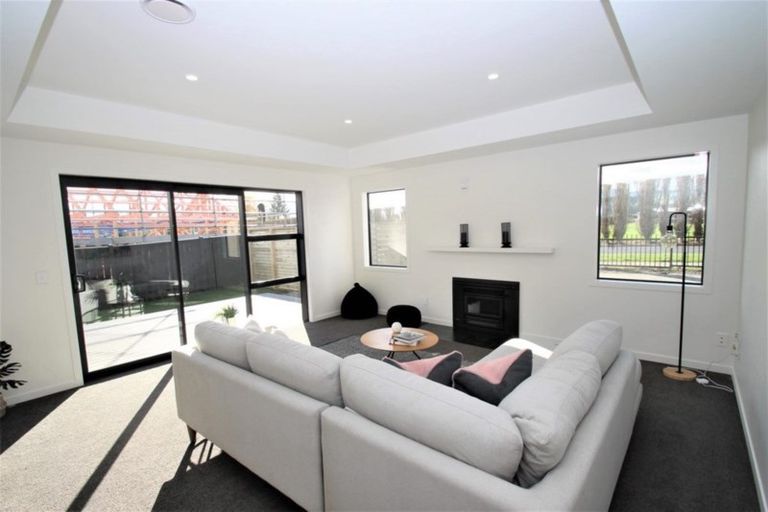 Photo of property in 91 Wingatui Road, Mosgiel, 9024