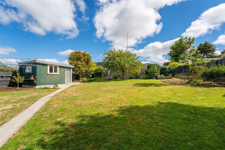 Photo of property in 12 Stuart Street, Holmes Hill, Oamaru, 9401