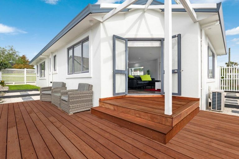 Photo of property in 1/11 Harrington Avenue, Pukekohe, 2120