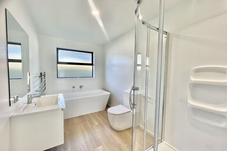 Photo of property in 8 Mehrtens Crescent, Woodend, 7691