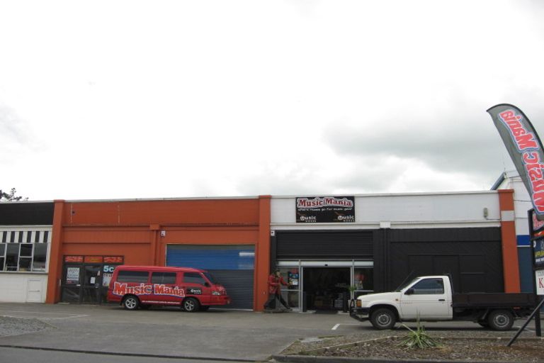 Photo of property in 280 Queen Street, Pukekohe, 2120