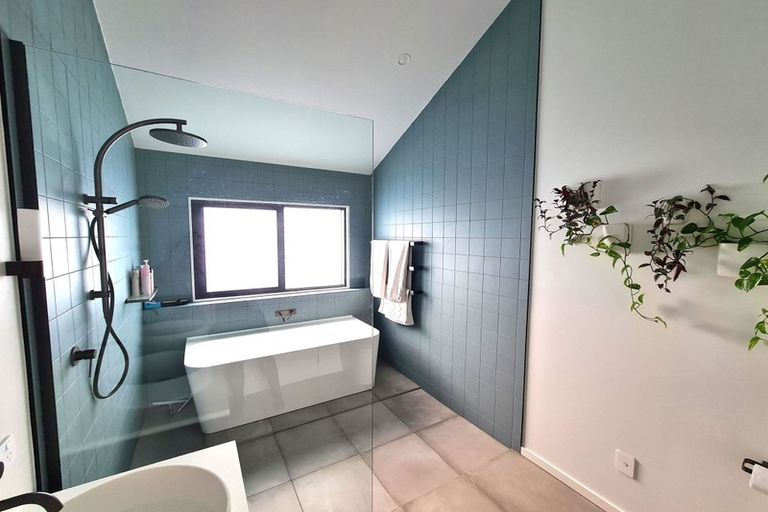 Photo of property in 39a Verbena Road, Birkdale, Auckland, 0626