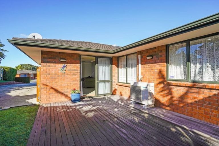 Photo of property in 3 Amarillo Place, Manurewa, Auckland, 2105