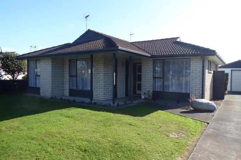 Photo of property in 19 Meadowbrook Drive, Cloverlea, Palmerston North, 4412