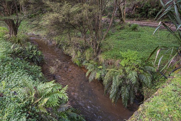 Photo of property in 74 Waiparera Road, Parua Bay, 0192
