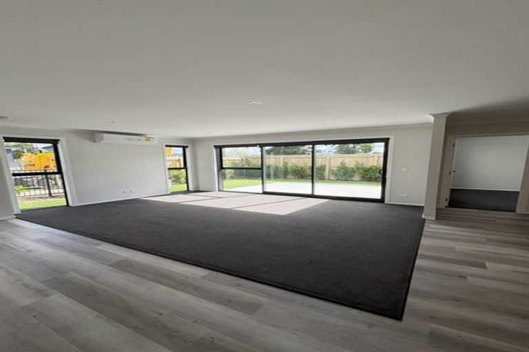 Photo of property in 103 Botanical Road, Takaro, Palmerston North, 4412