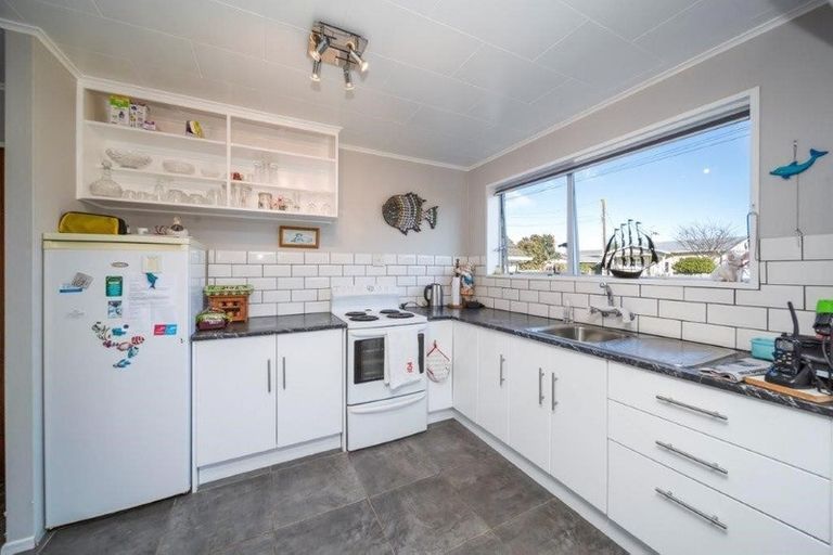 Photo of property in 2a Erin Street, Hawera, 4610