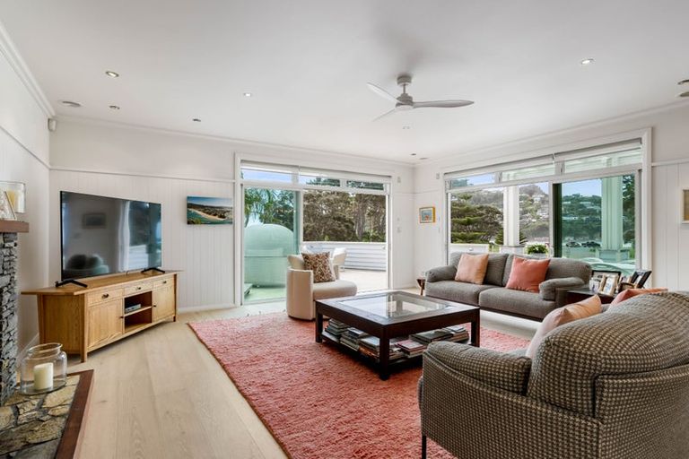 Photo of property in 4 Vista Paku, Pauanui, Hikuai, 3579