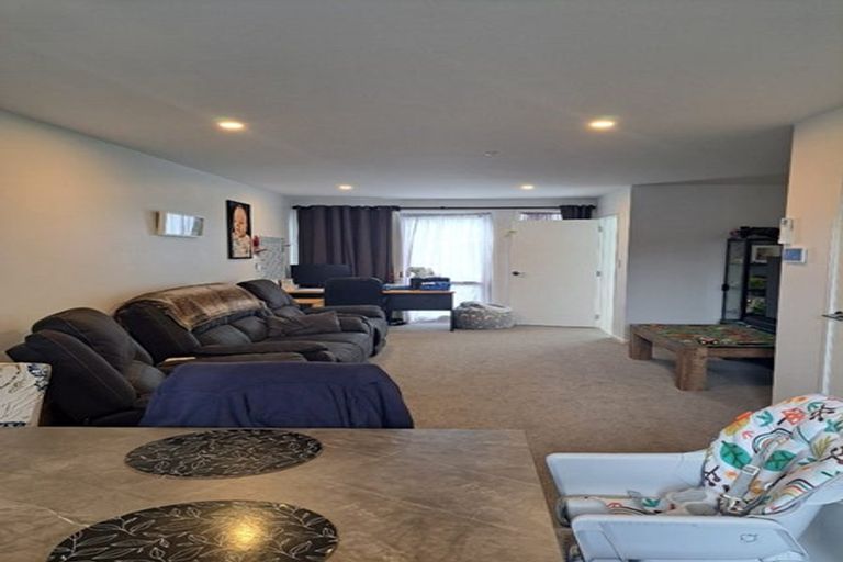 Photo of property in 28 Fort Lincoln Loop, Karaka, Papakura, 2113