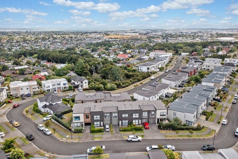 Photo of property in 37 Matairangi Avenue, Totara Heights, Auckland, 2105