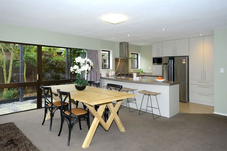 Photo of property in 35 Corfe Street, Ilam, Christchurch, 8041