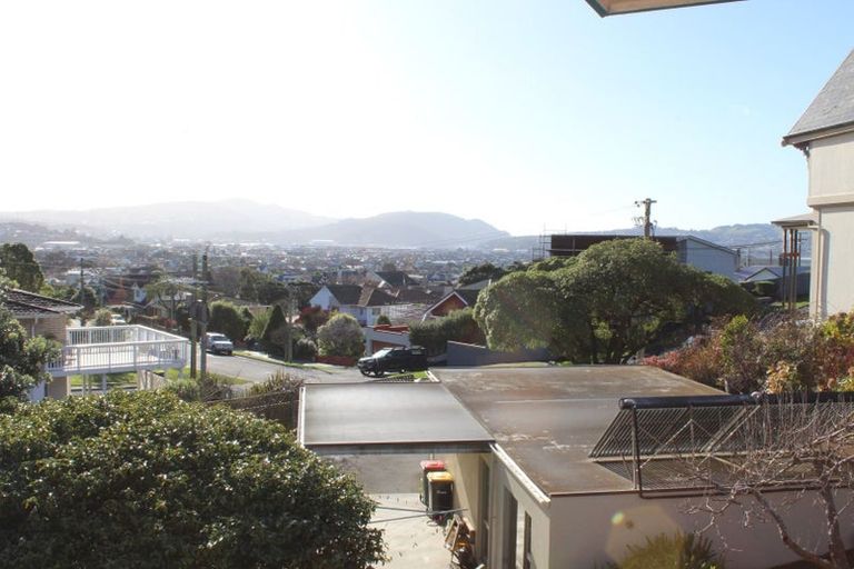 Photo of property in 42 Cliffs Road, Saint Clair, Dunedin, 9012