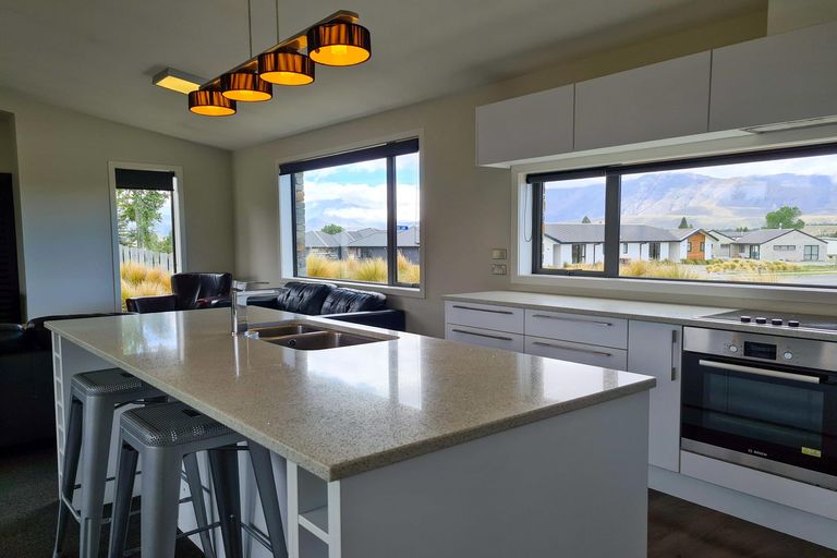 Photo of property in 14 Andrew Don Drive, Lake Tekapo, 7999