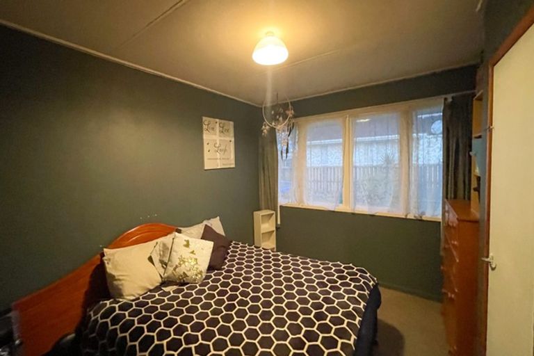 Photo of property in 21 Hamilton Drive, Waiuku, 2123