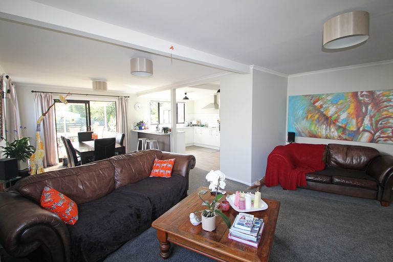 Photo of property in 10 Tweed Street, South Hill, Oamaru, 9400