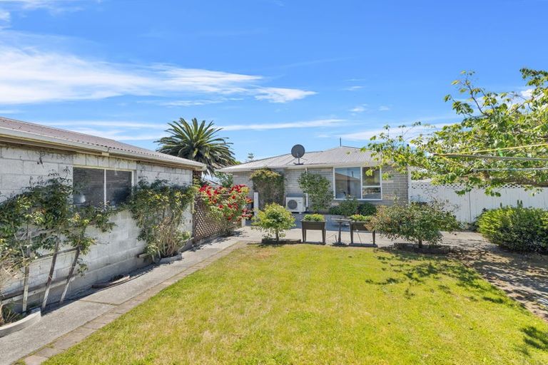 Photo of property in 4 Helmsdale Street, Burwood, Christchurch, 8083