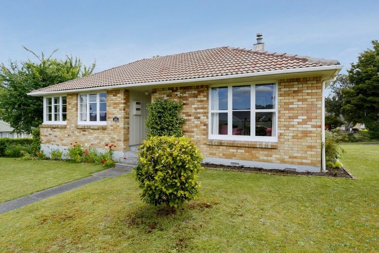 Photo of property in 5 Nikau Street, Wairakei, Taupo, 3332