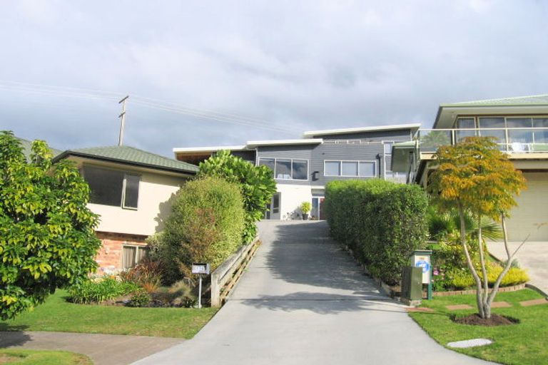 Photo of property in 119 Pacific View Drive, Whangamata, 3620