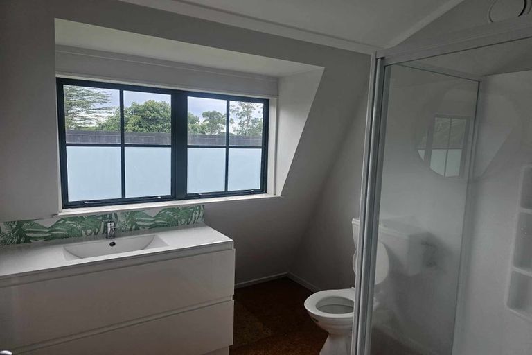 Photo of property in 42 Walker Road West, Aongatete, 3178