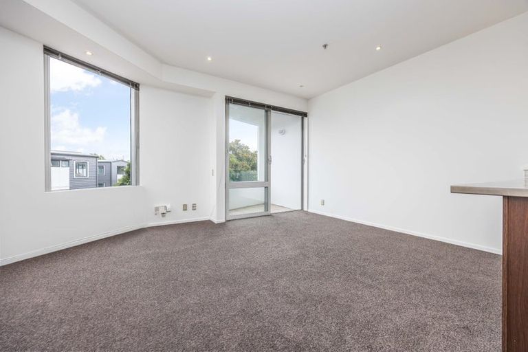 Photo of property in New Mirage, 201/86 The Strand, Parnell, Auckland, 1010