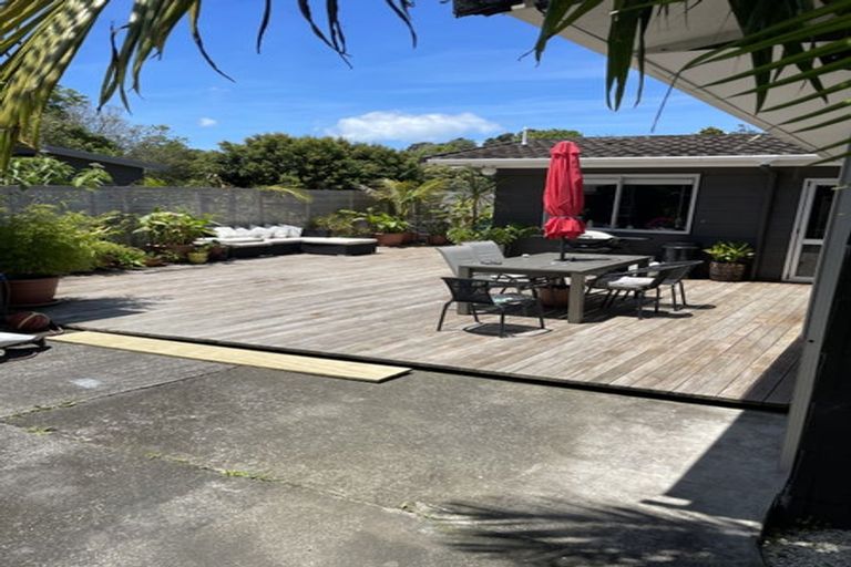 Photo of property in 4 Flavia Close, Torbay, Auckland, 0630