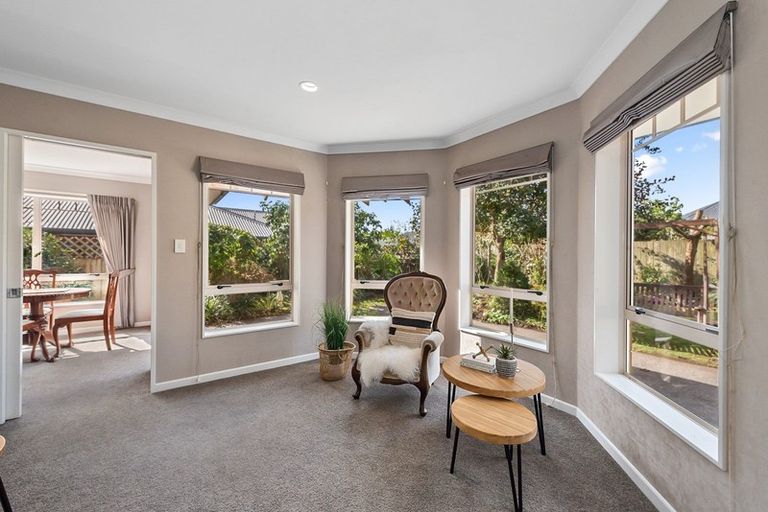 Photo of property in 10 Oldfield Court, Huntington, Hamilton, 3210