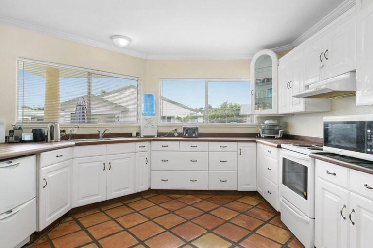 Photo of property in 33 Aaron Place, Brookfield, Tauranga, 3110
