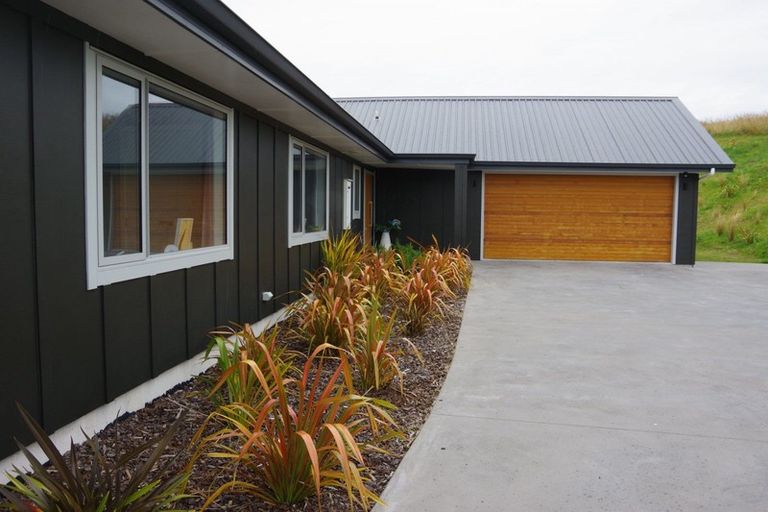 Photo of property in 71 Ross Rise, Kinloch, Taupo, 3385