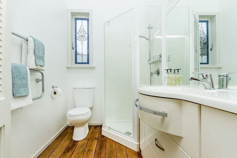 Photo of property in 59 Lake Road, Devonport, Auckland, 0624