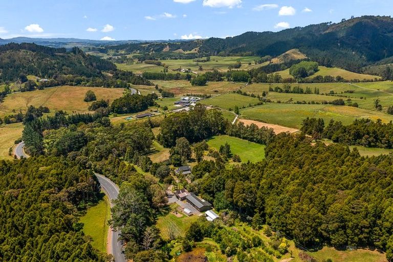 Photo of property in 997 Woodcocks Road, Kaipara Flats, Warkworth, 0981