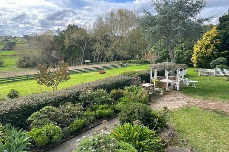 Photo of property in 281 Whangarata Road, Tuakau, 2694