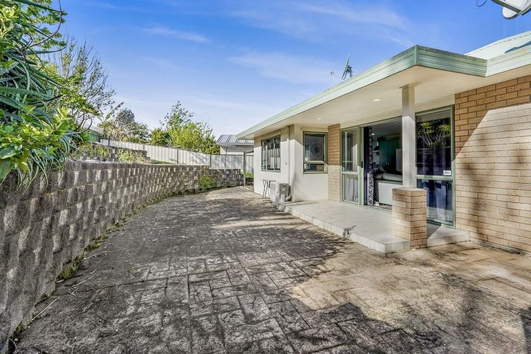 Photo of property in 8 Caulfield Place, Nawton, Hamilton, 3200